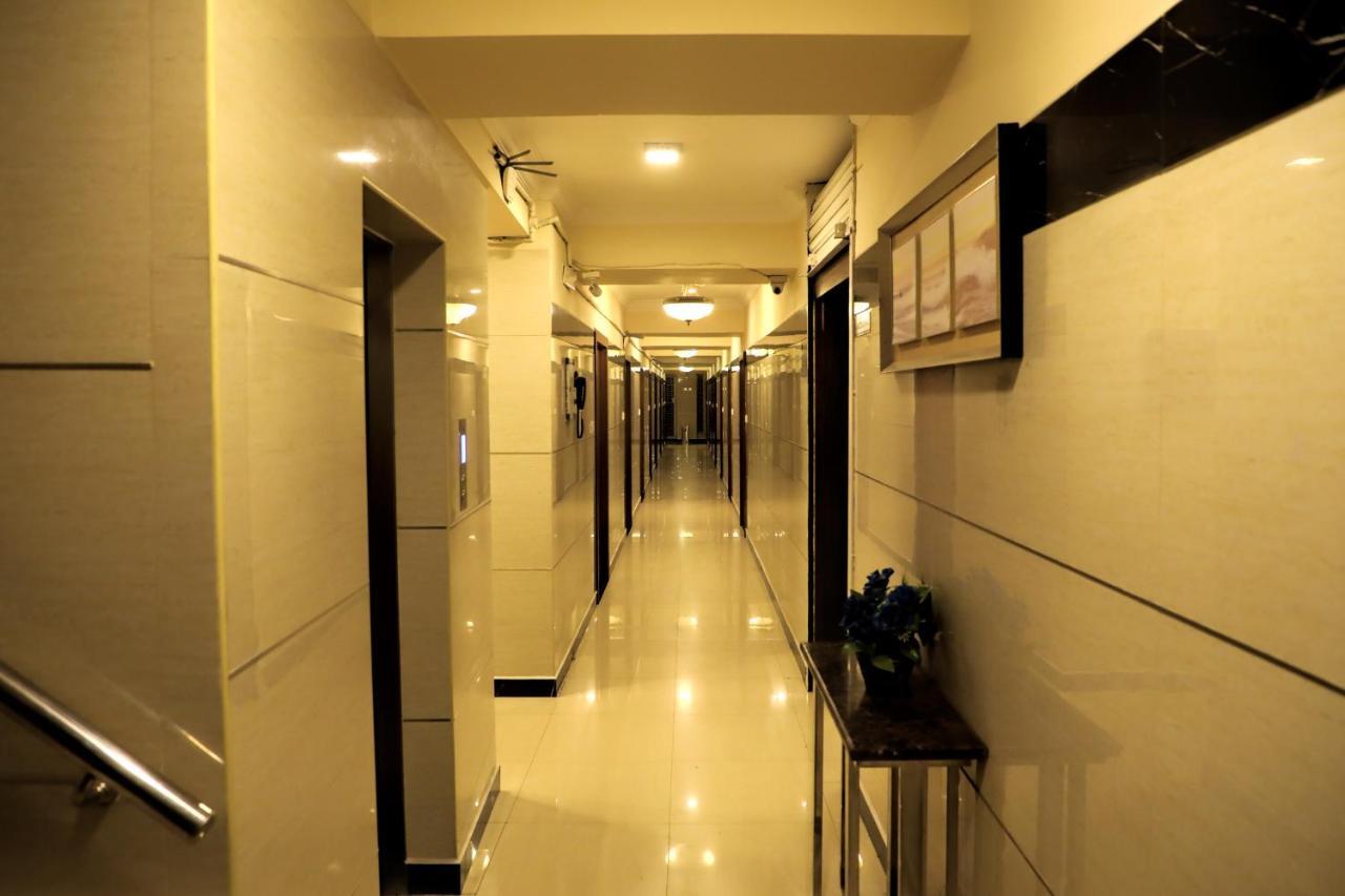 Hotel Ssk Grand Kanchipuram Buitenkant foto